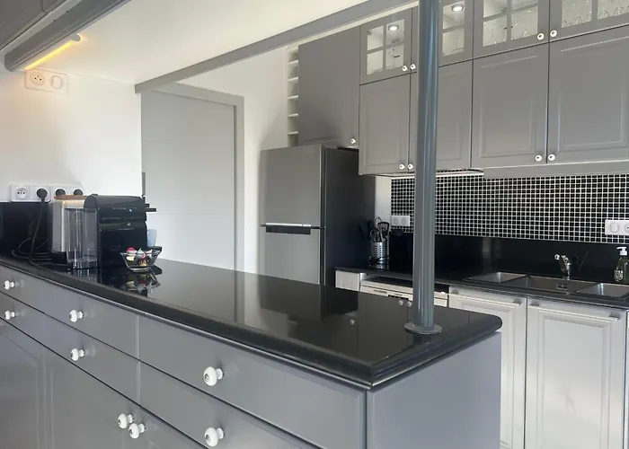 Architect-designed House Close To Beaches And Shops * Rivedoux-Plage