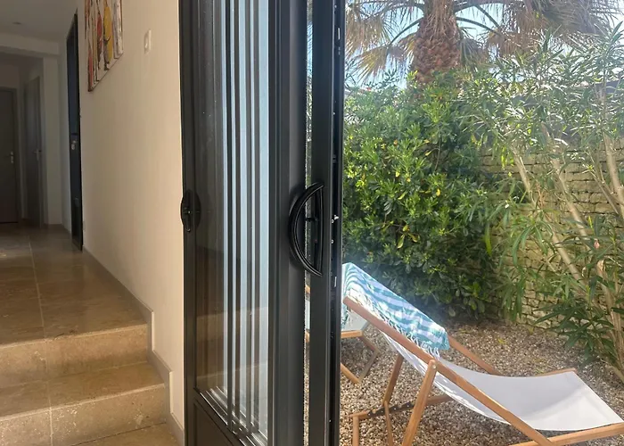 Architect-designed House Close To Beaches And Shops Holiday home Rivedoux-Plage